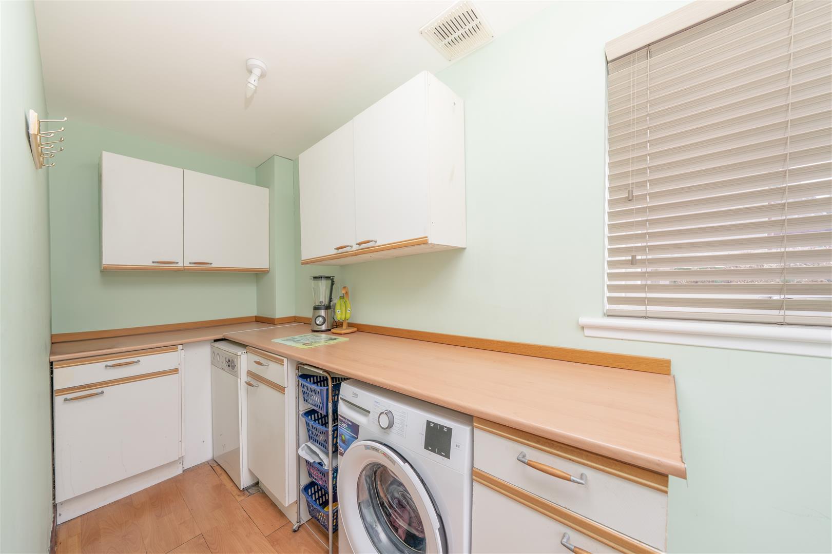 seasons_4_teapot_bank-12