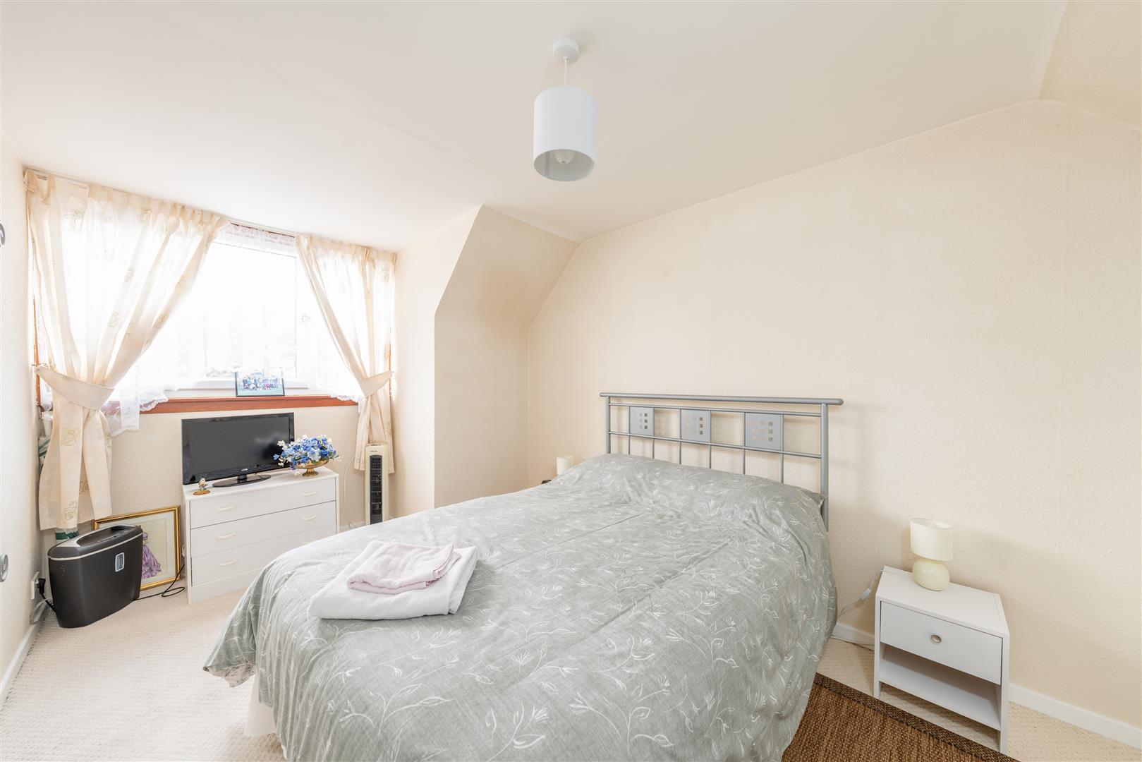 12_halliden_road-15
