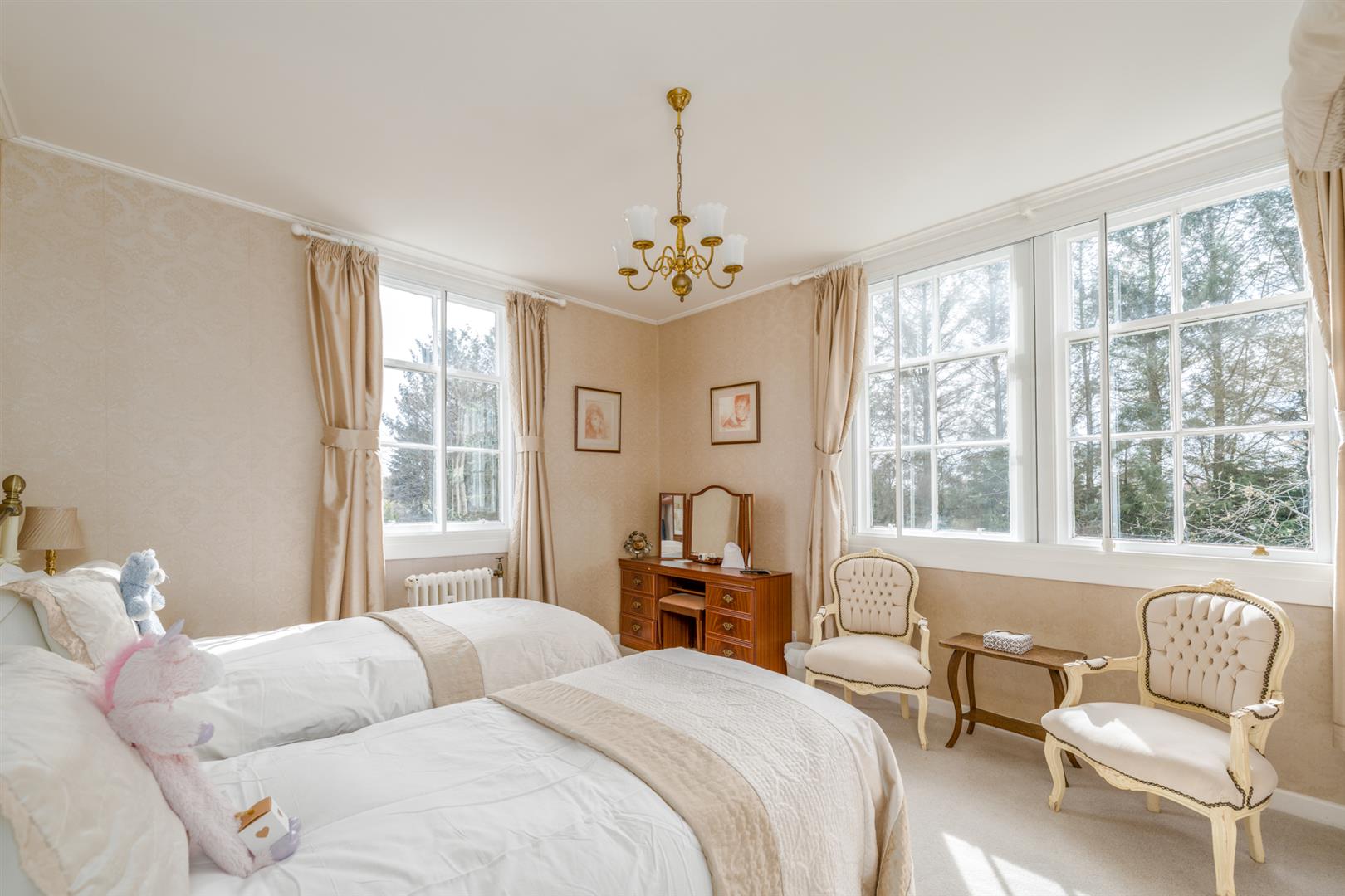 Pinewood House Gordon-32