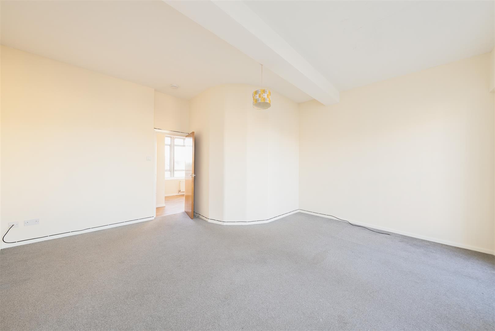 13_2_The_Square_Kelso-06