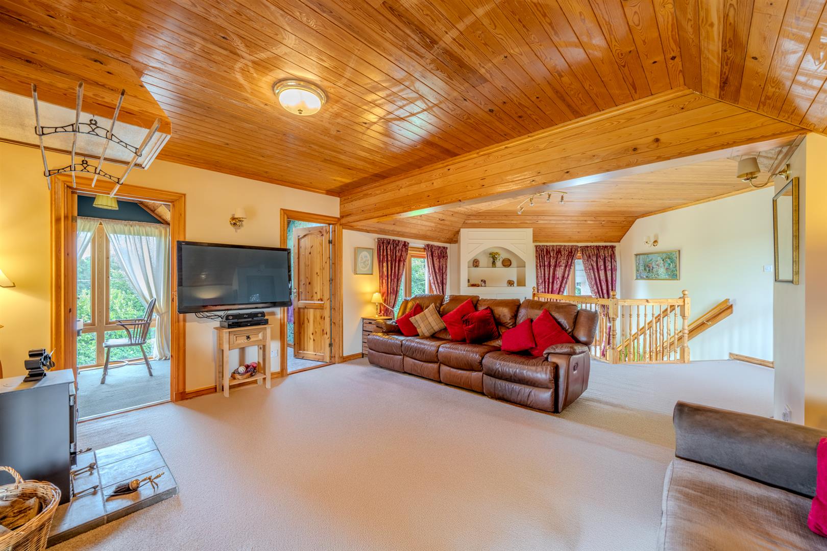 Teaselbank_sprouston_August2025-04