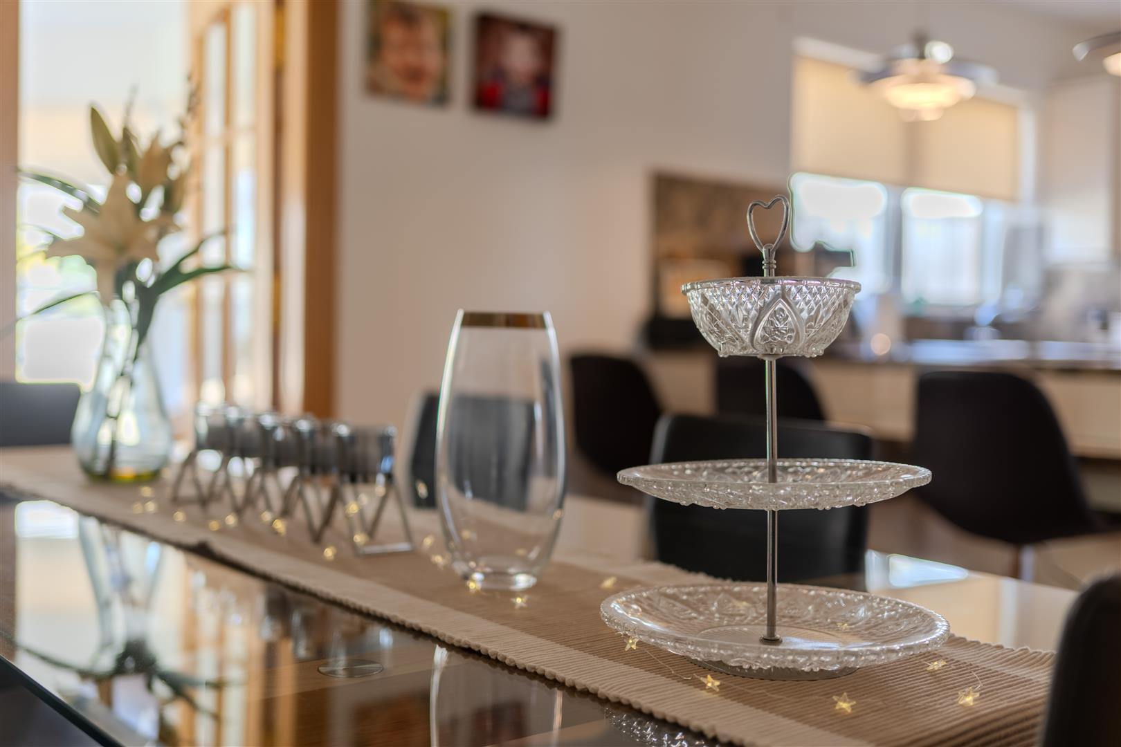 16_riverside_view_lifestyle-1