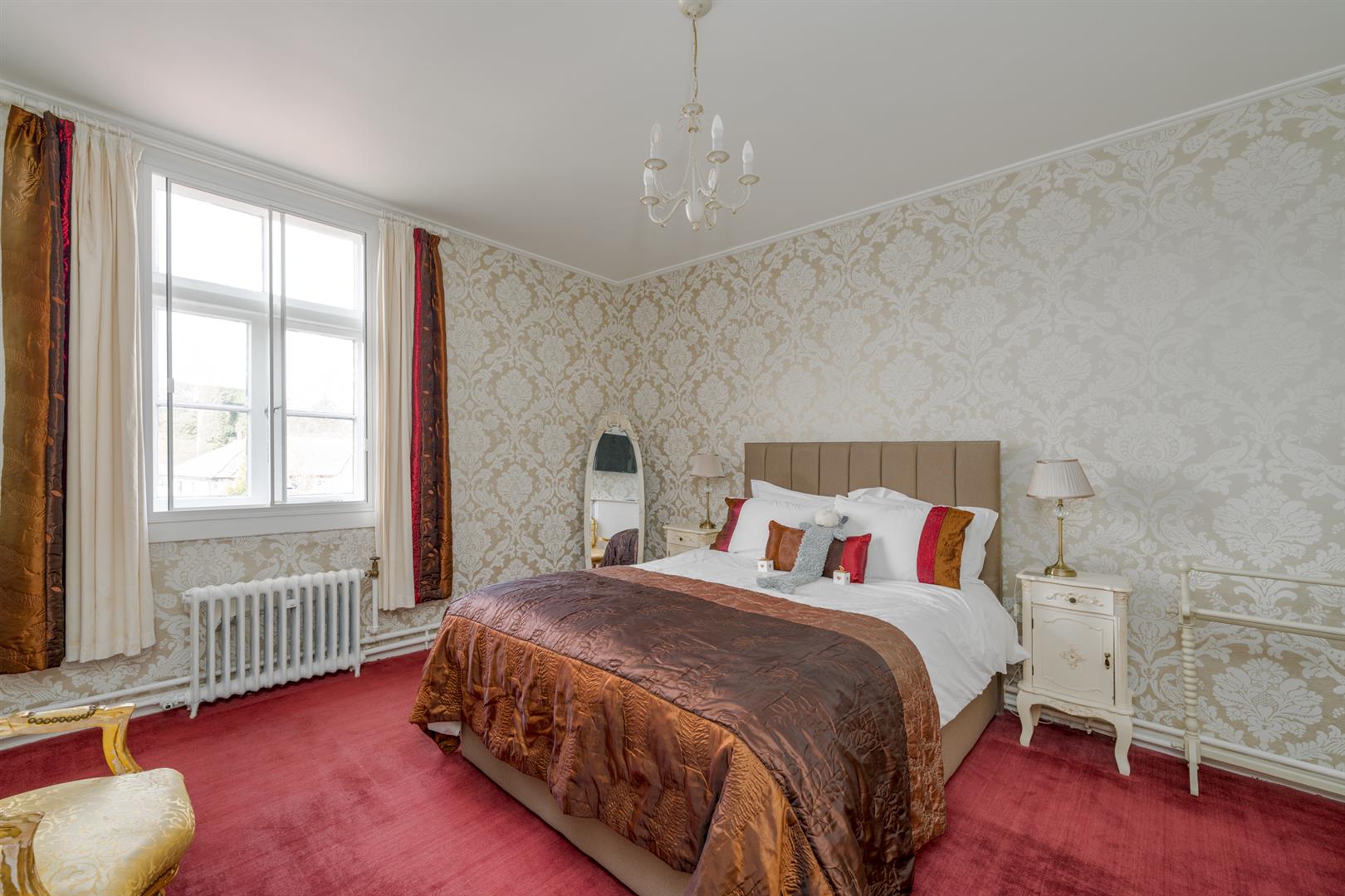 Pinewood House Gordon-24