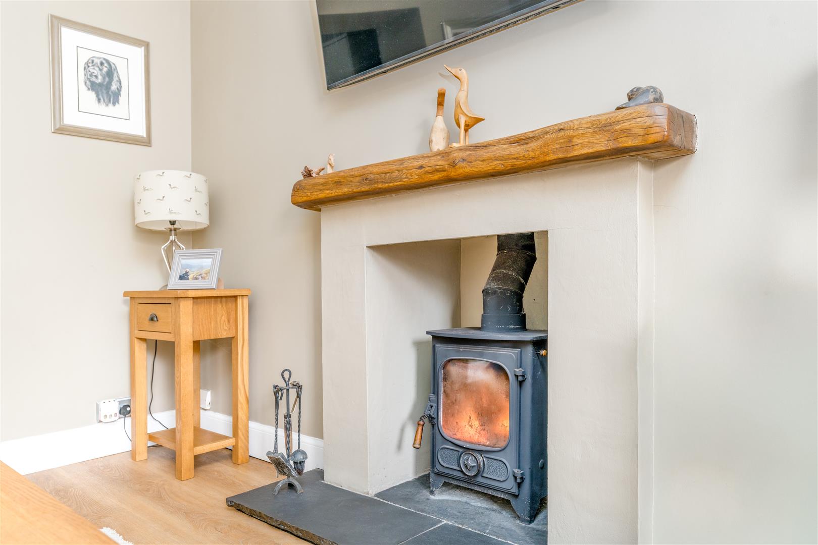 4_Home_terrace_coldstream-05