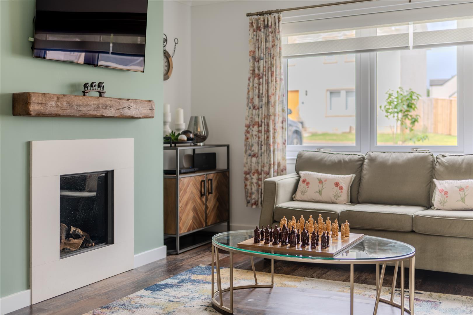 55_Waldie_Griffiths_Drive_Lifestyle-1