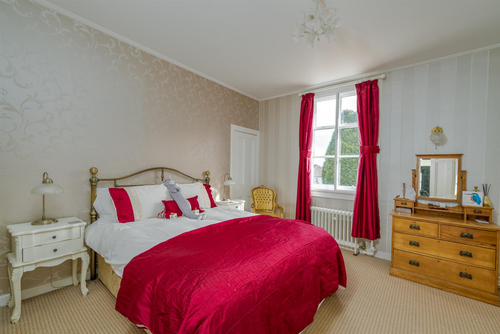 Pinewood House Gordon-26