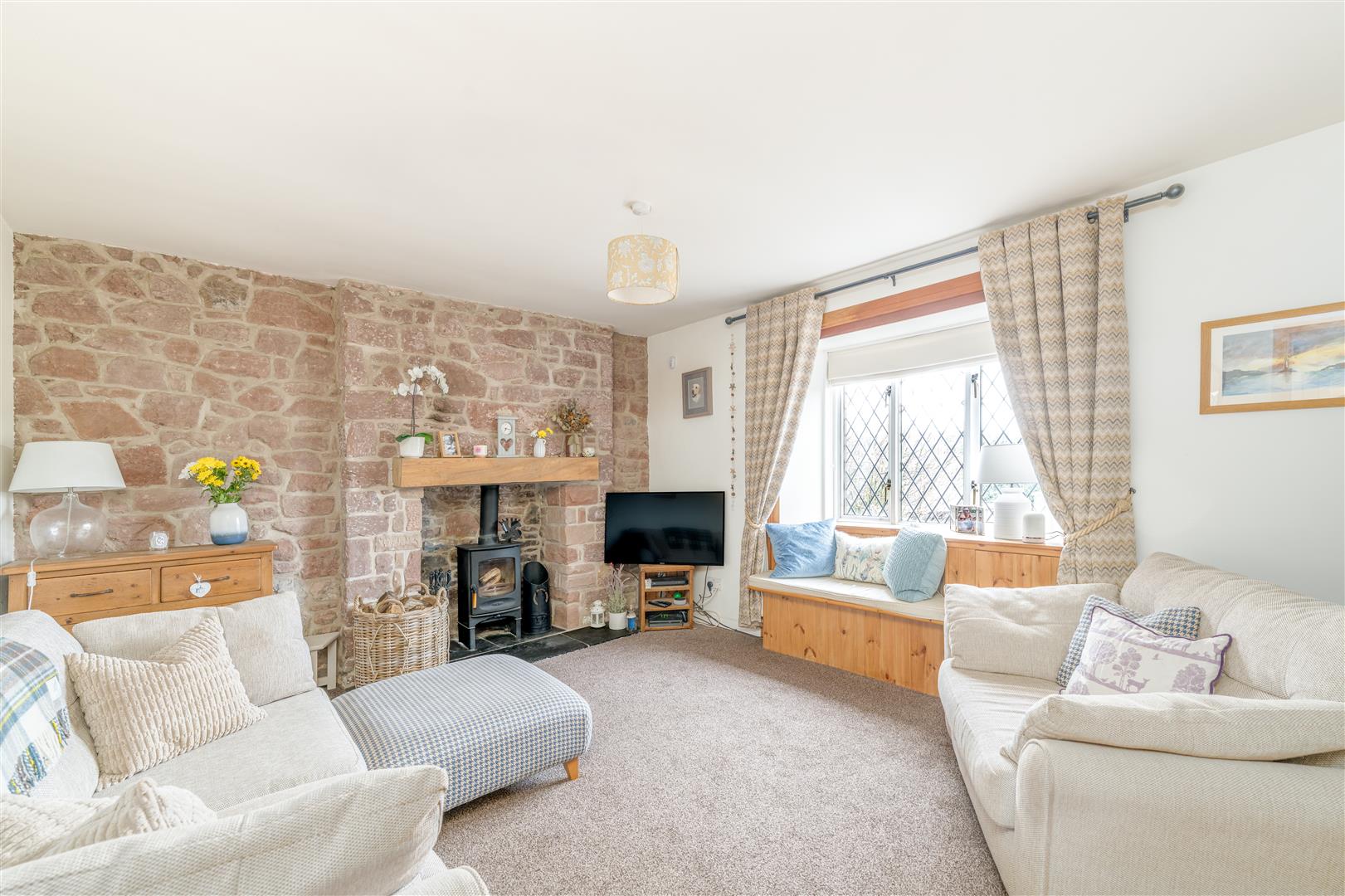 6_wester_wooden_farm_cottages-04