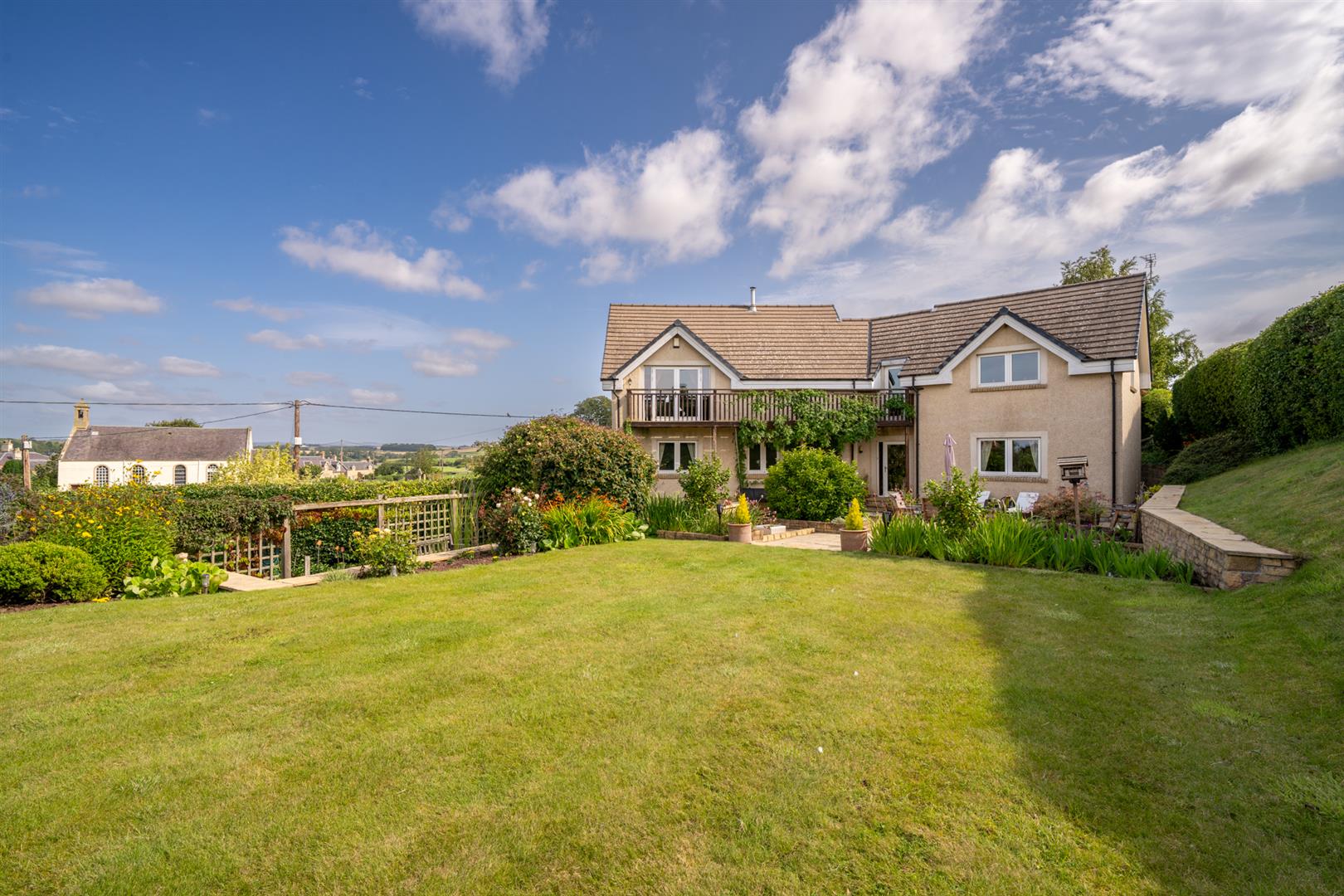 Teaselbank_sprouston_August2025-13