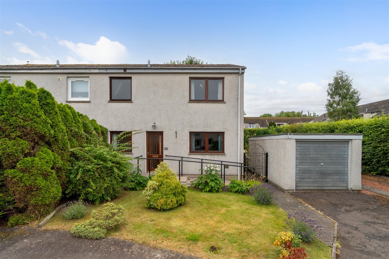 55_Queen's_Croft-02