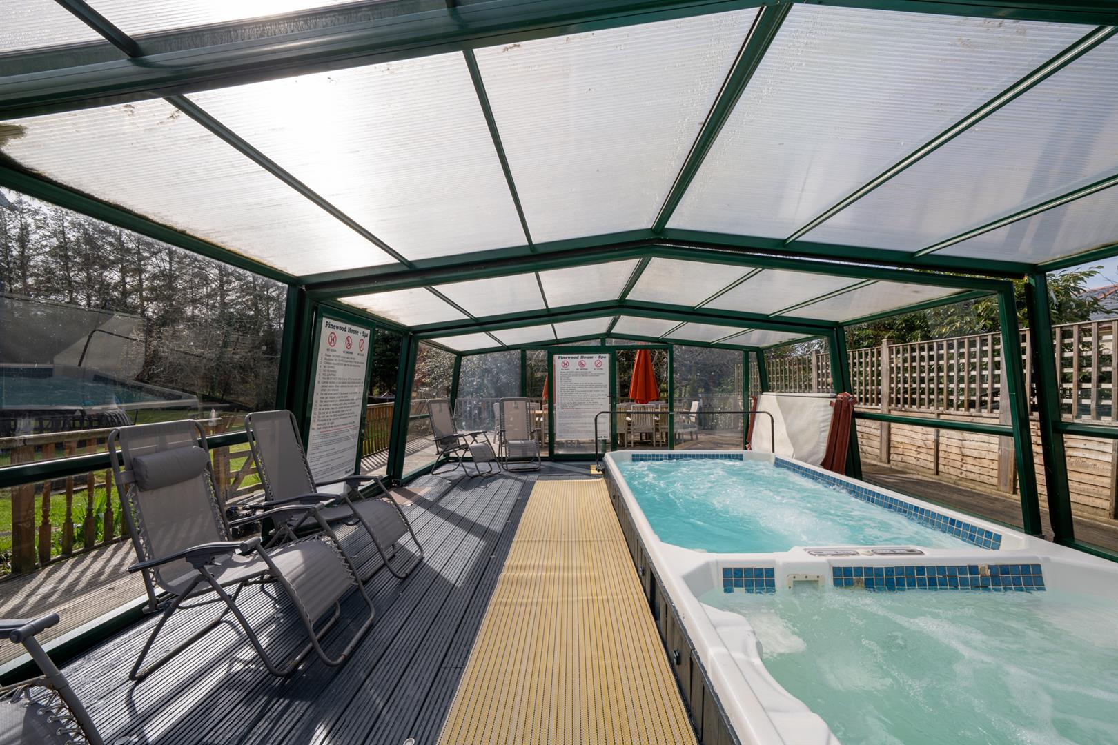 Pinewood House Gordon-60