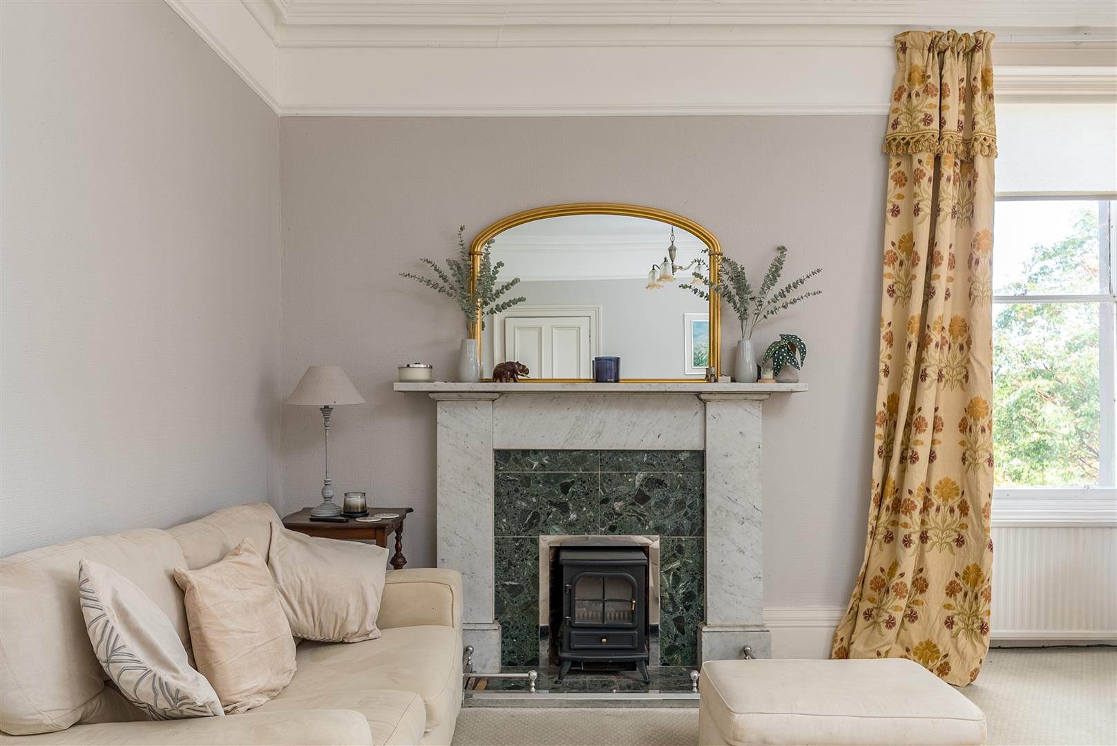 tweedford_house_abbotsford_grove_kelso-09