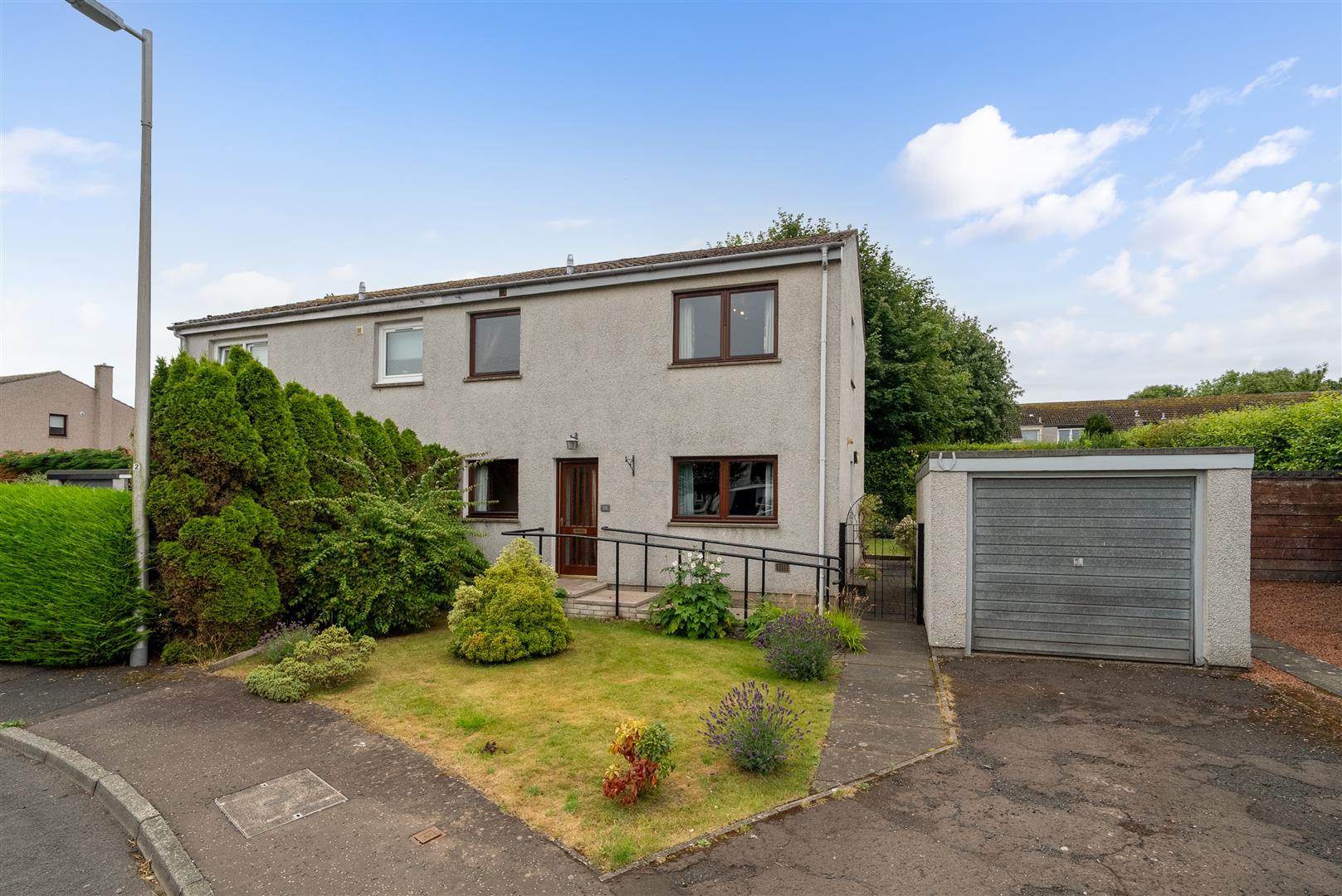 55_Queen's_Croft-15