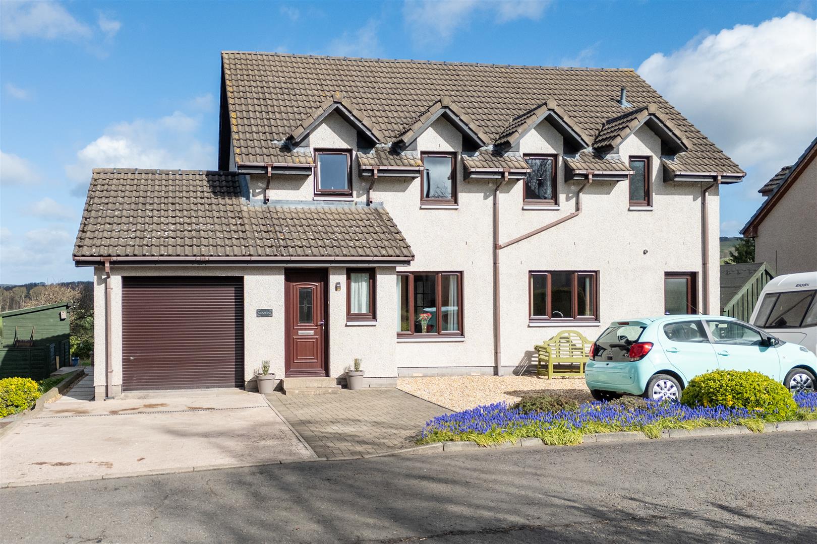 seasons_4_teapot_bank-27