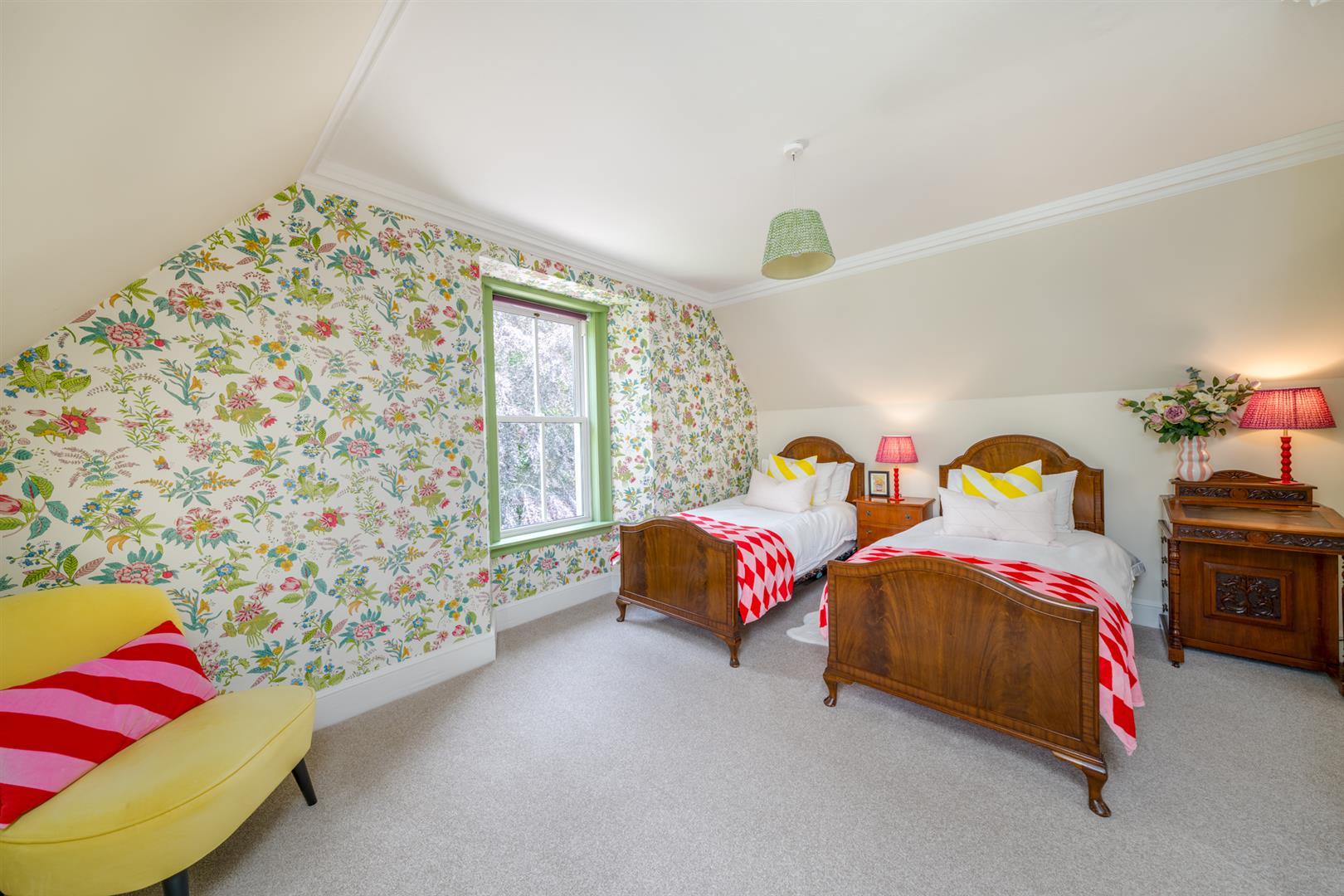 Upper_Apartment_2_Manorhill-15