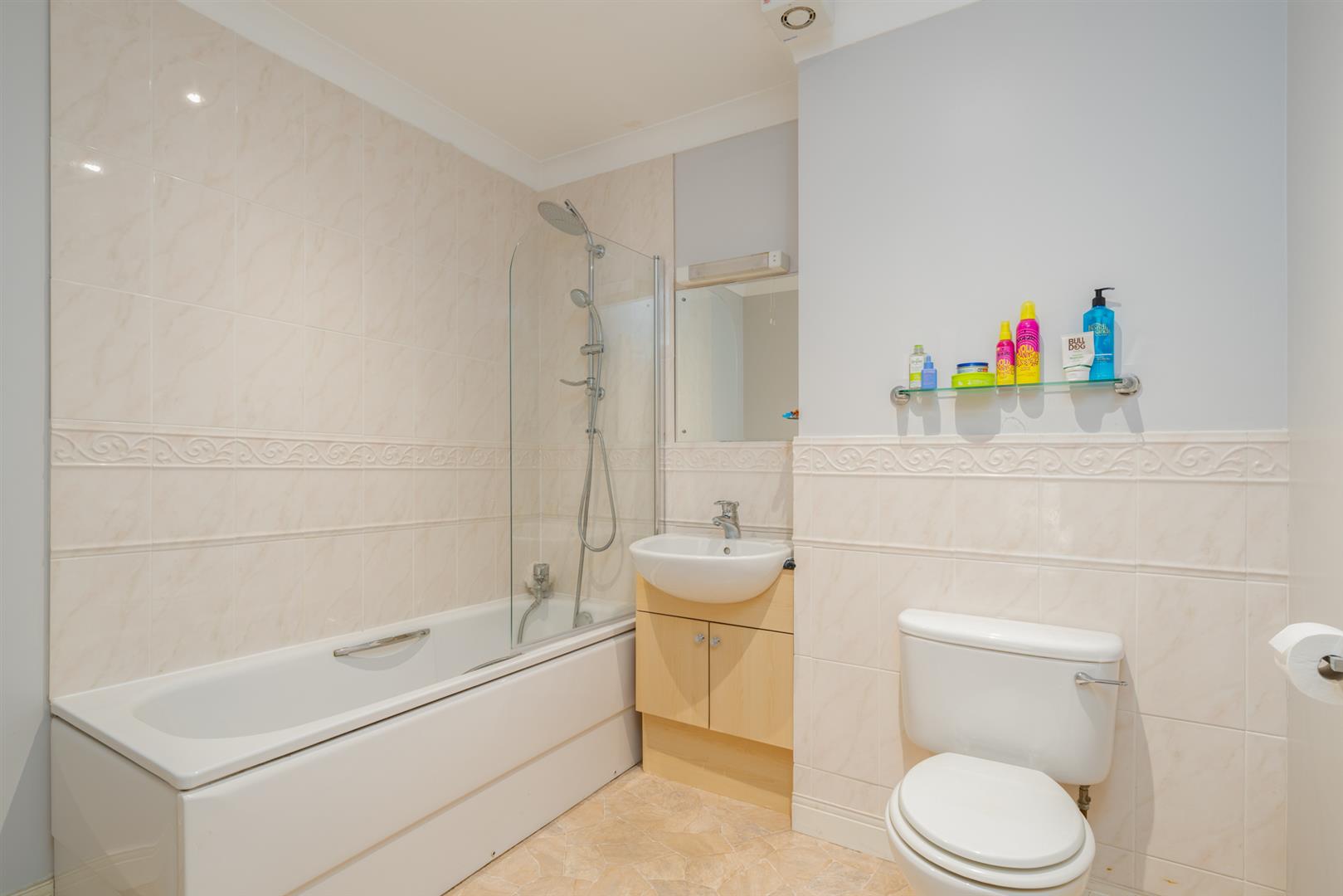 27 Buccleuch Chase-31