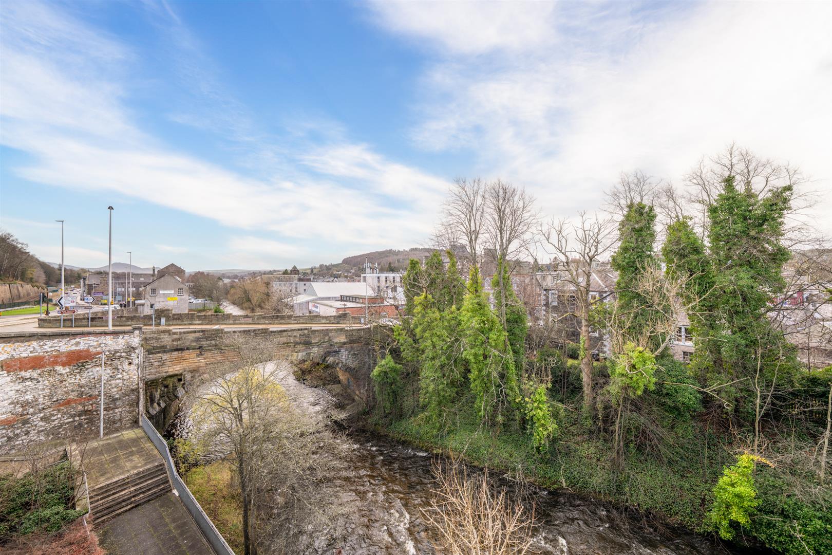 14_7_laidlaw_court_galashiels-14