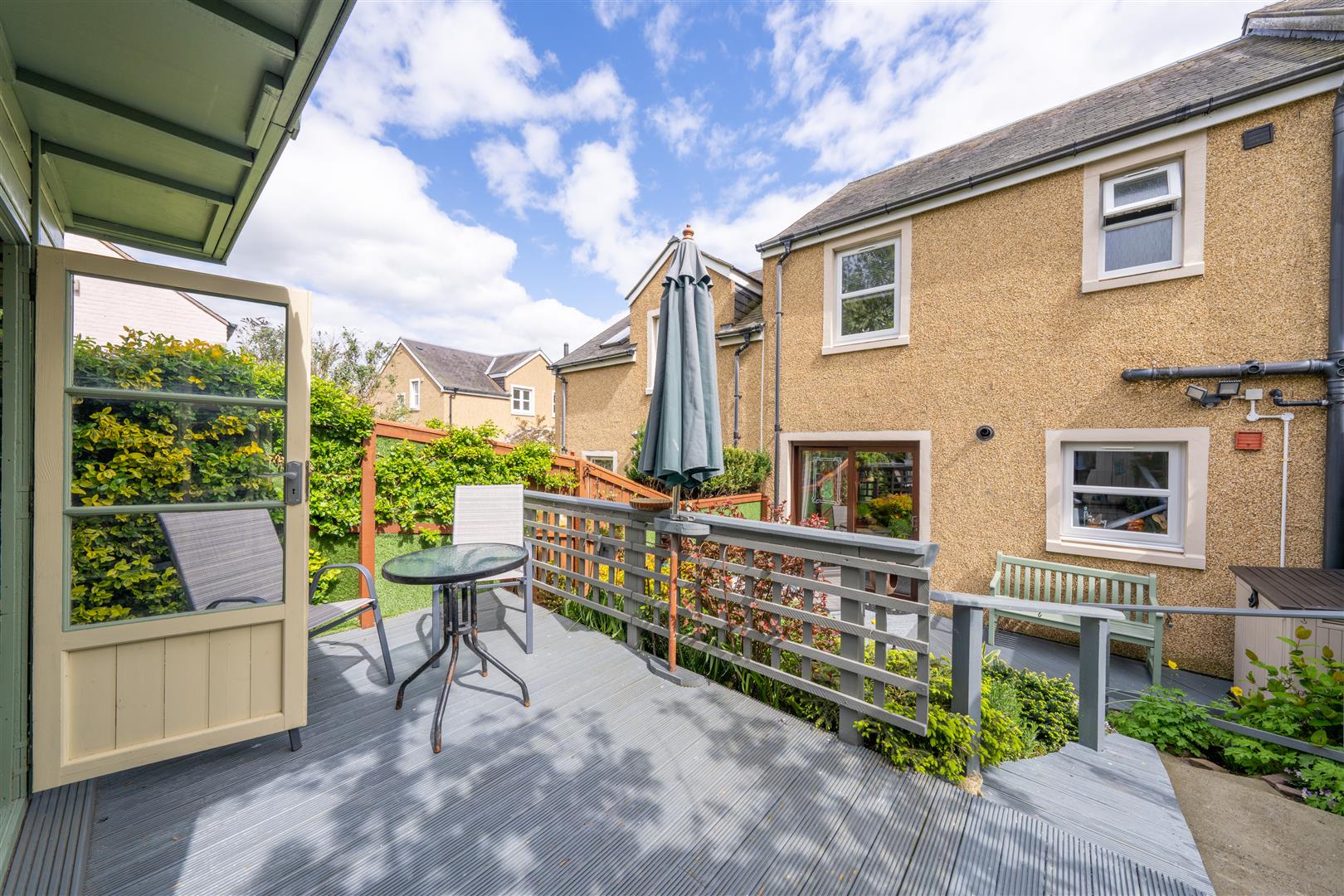 6_galloway_court-19