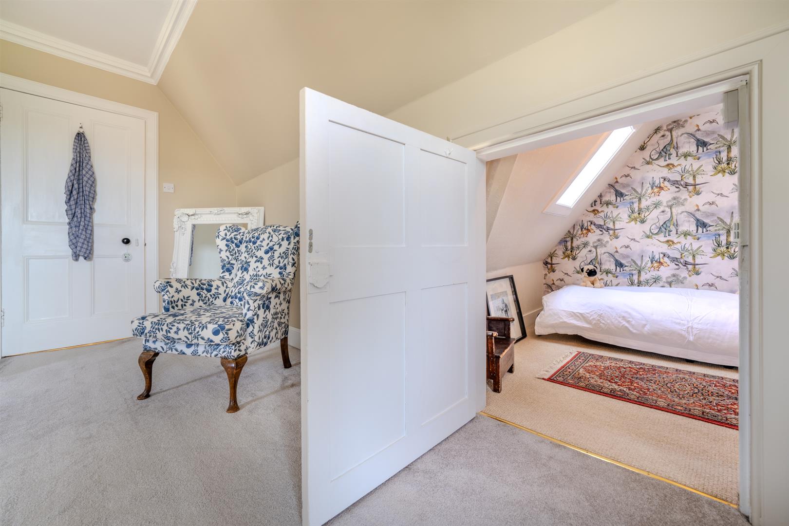 Upper_Apartment_2_Manorhill-13