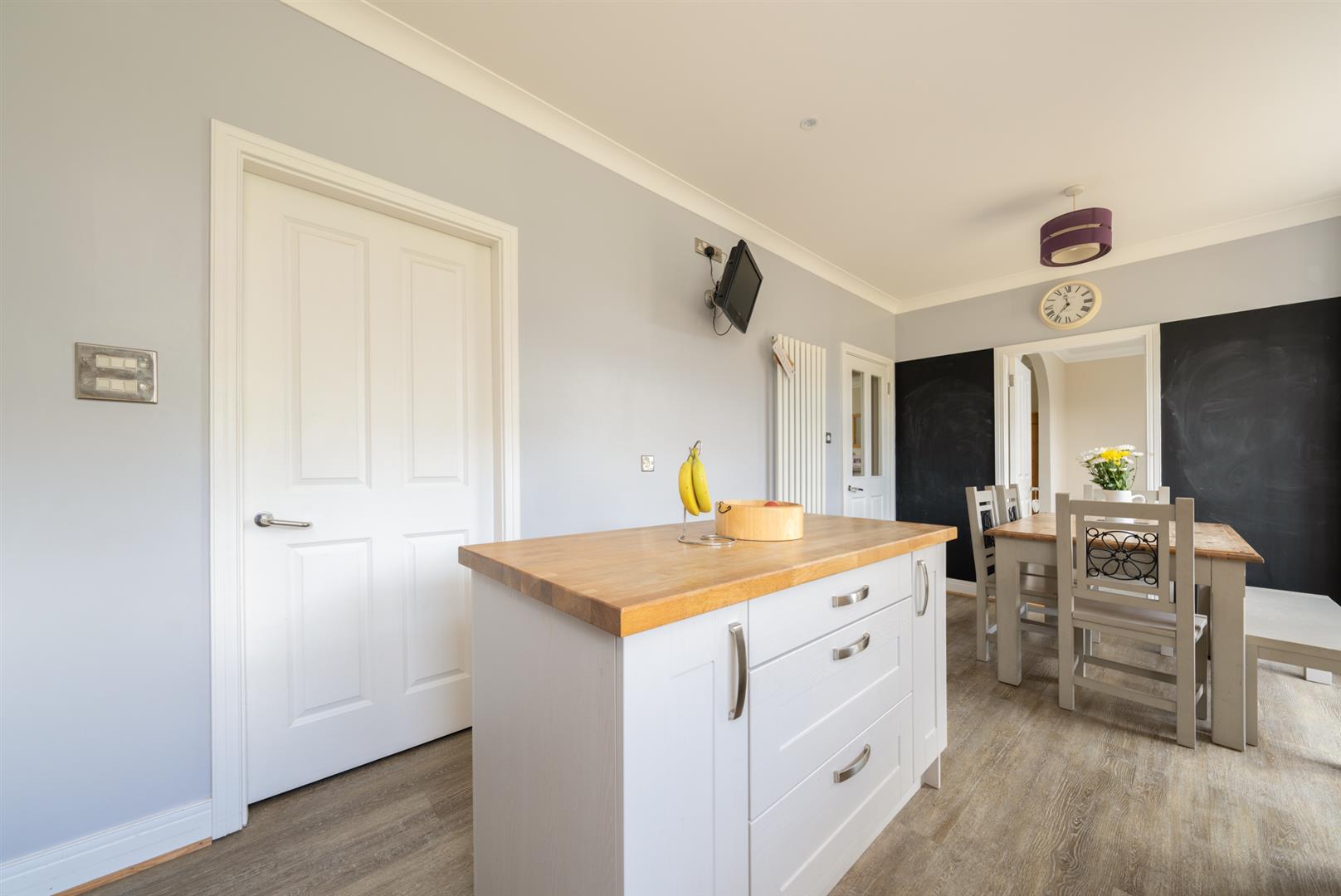 27 Buccleuch Chase-14