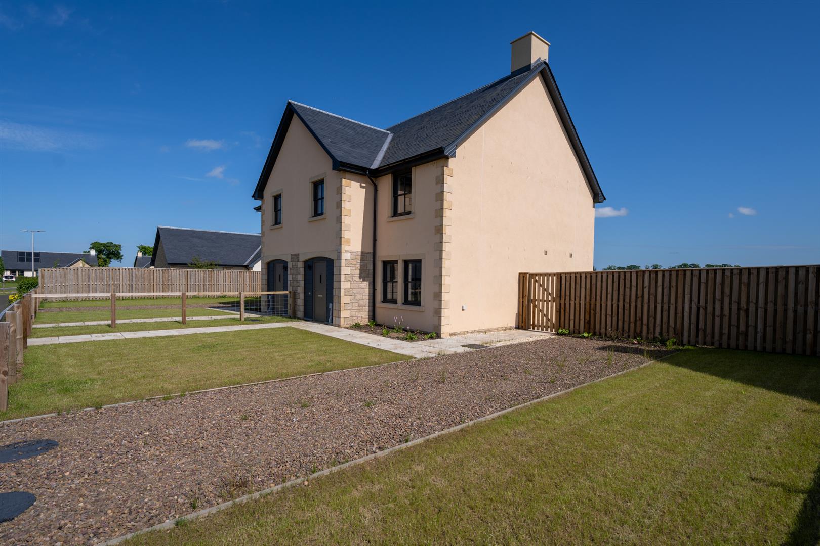 11 Laidlaw Avenue-18