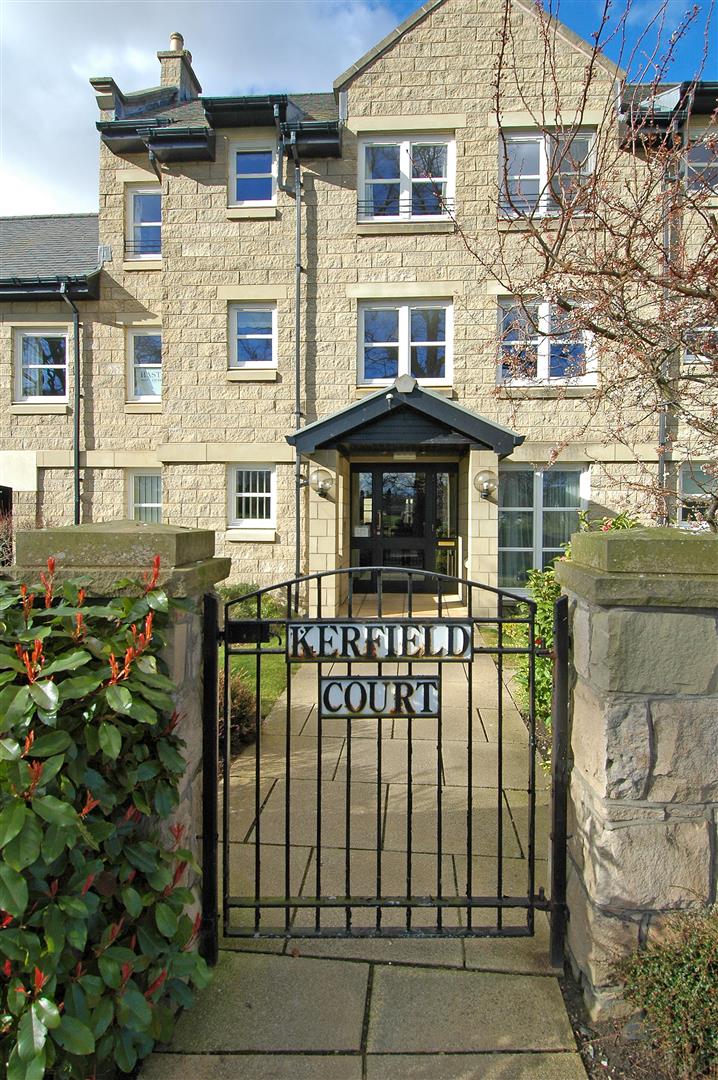 7g-17KerfieldCourtGatePrint.