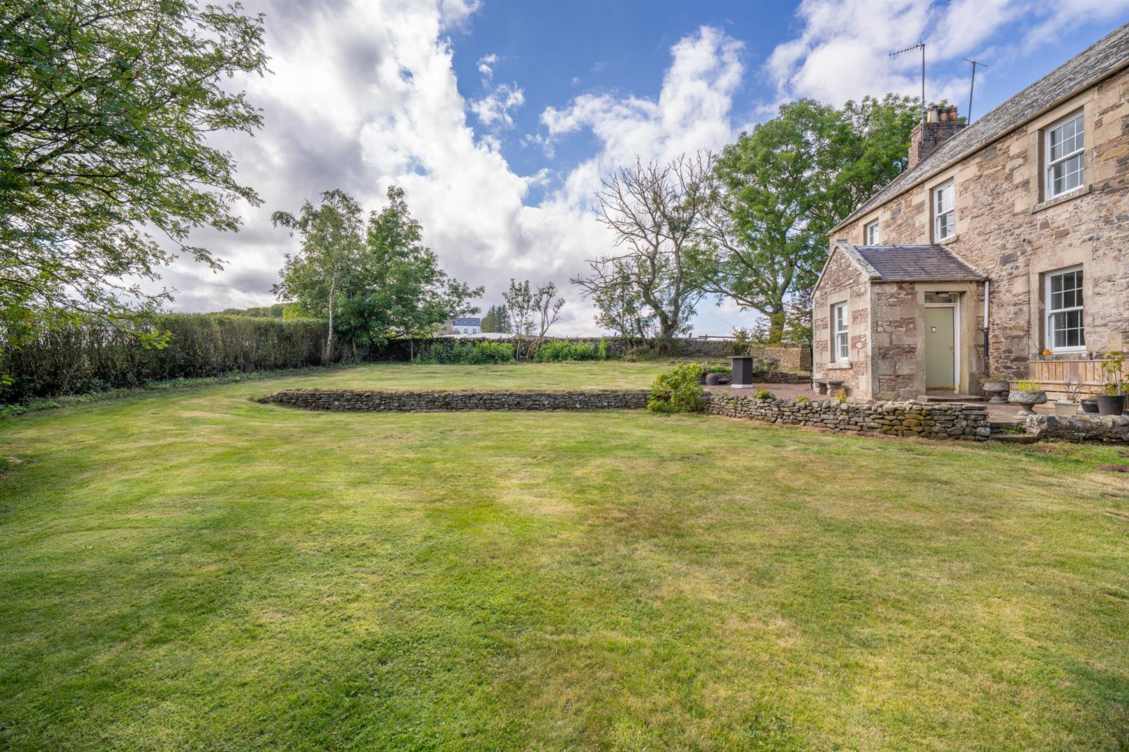 Redpath_Farmhouse_Longformacus_RENTAL-23