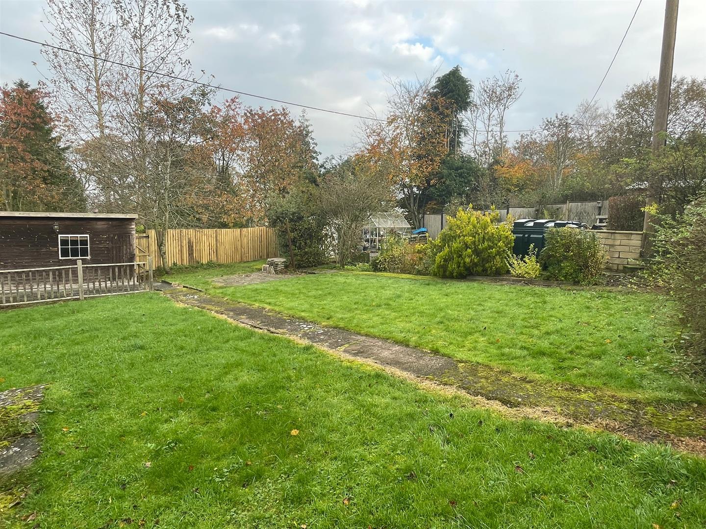 3BakeryBuildingsBackGarden2.jpg
