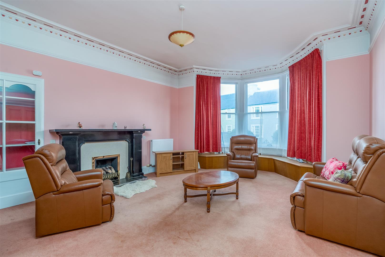 the_red_house_12_east_high_street_lauder-04