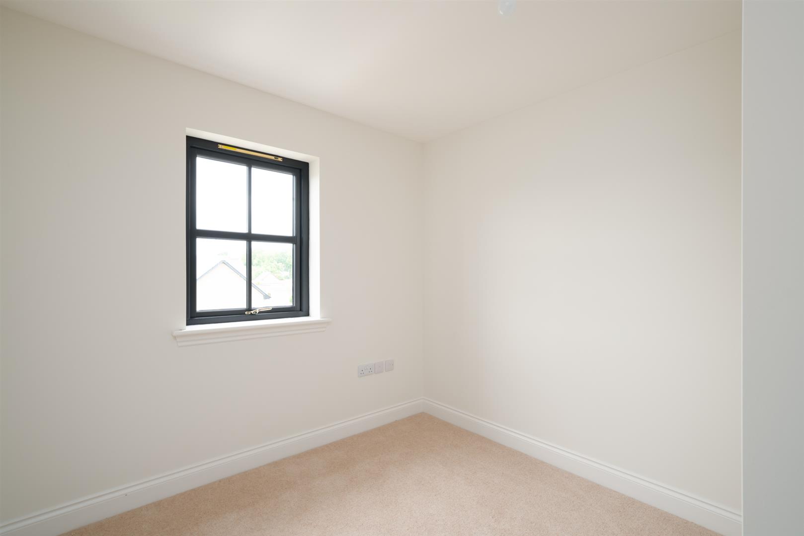 11 Laidlaw Avenue-14