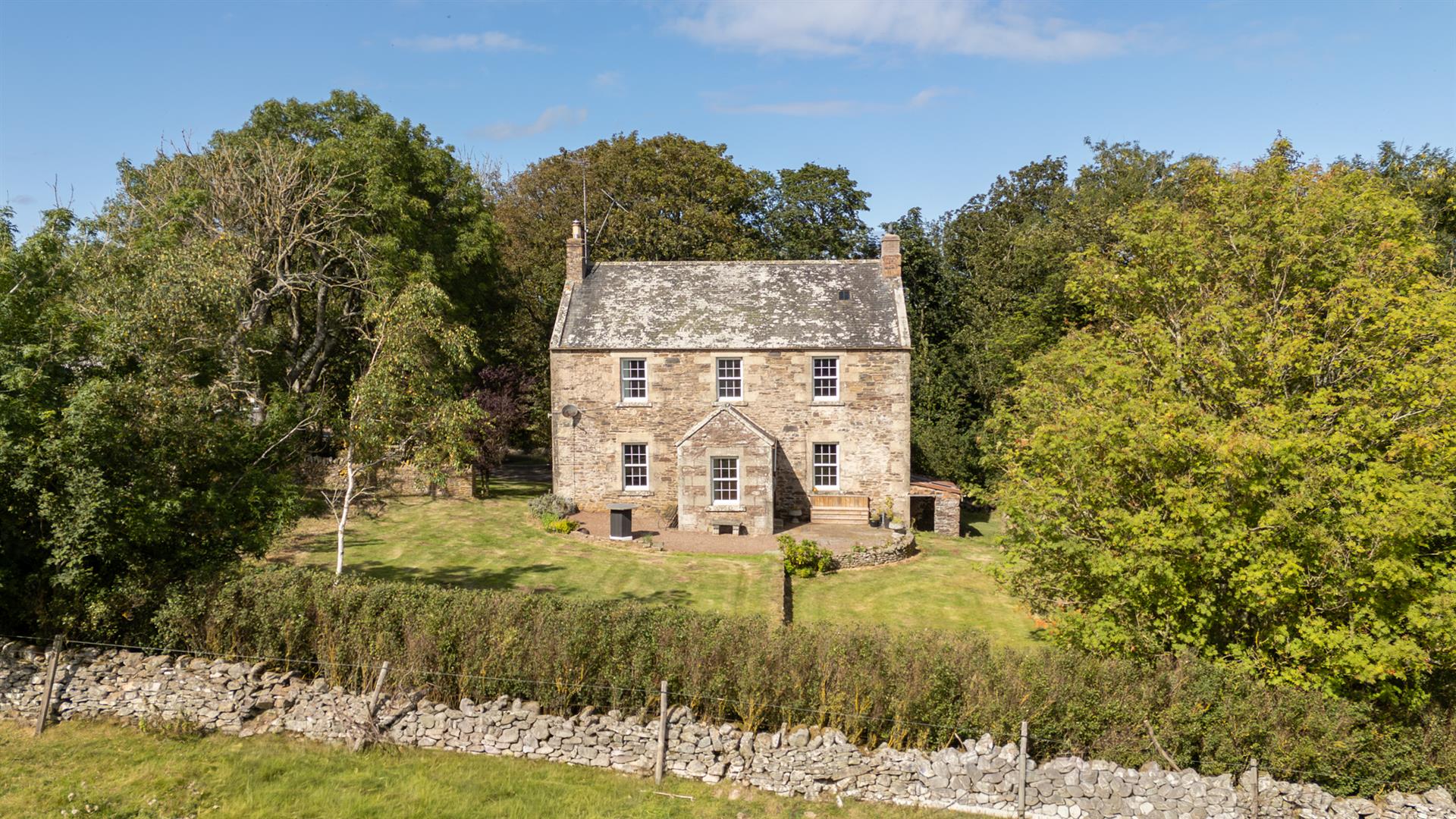 Redpath_Farmhouse_Longformacus_RENTAL-02