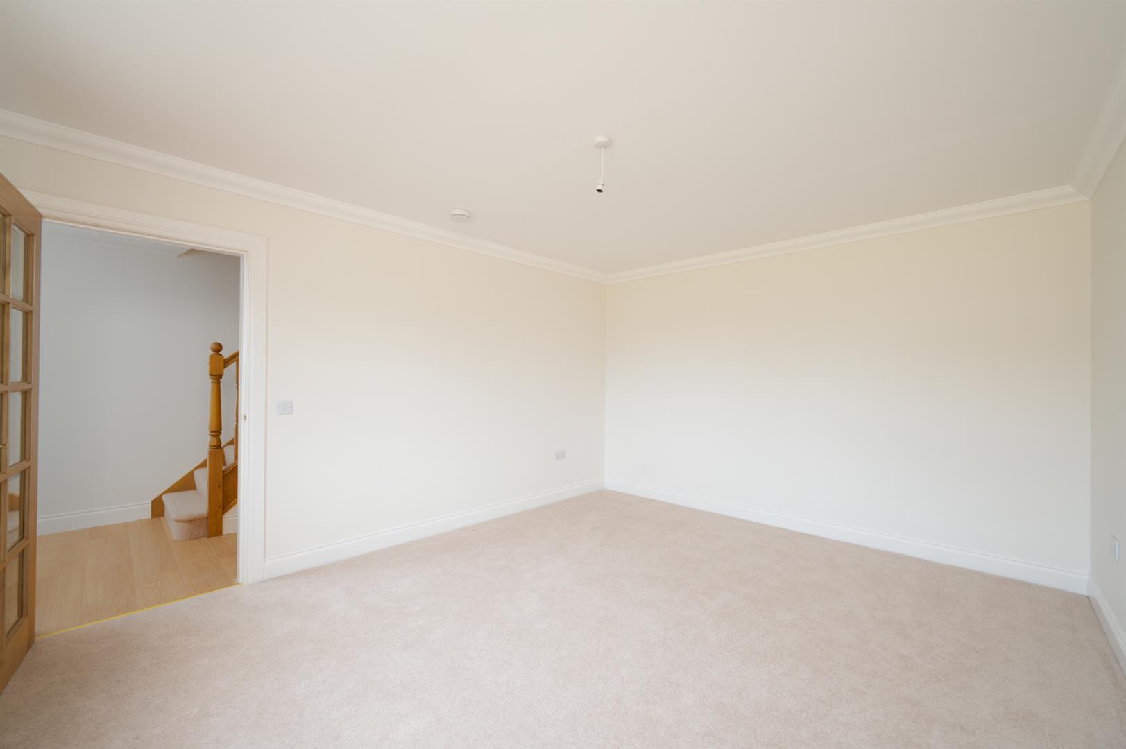 11 Laidlaw Avenue-03