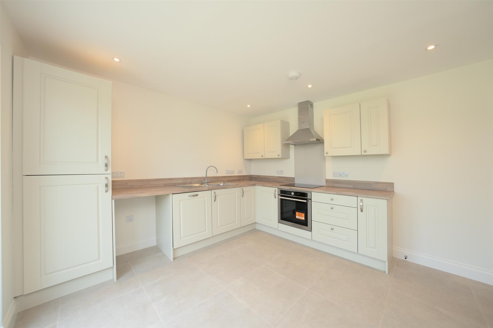 11 Laidlaw Avenue-05