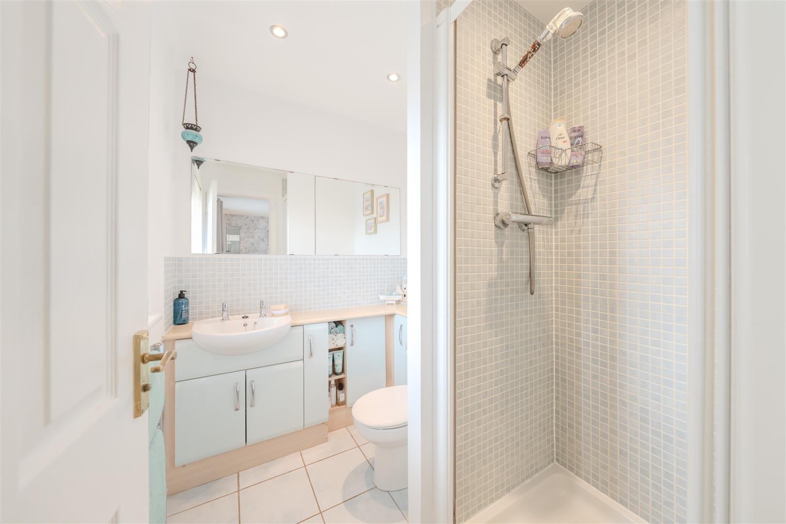 83_hallydown_crescent-13