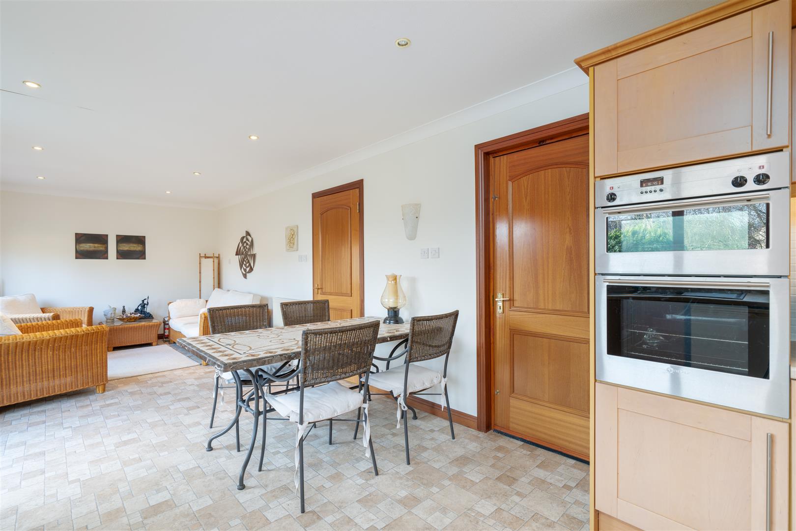 54a_bennecourt_drive-10