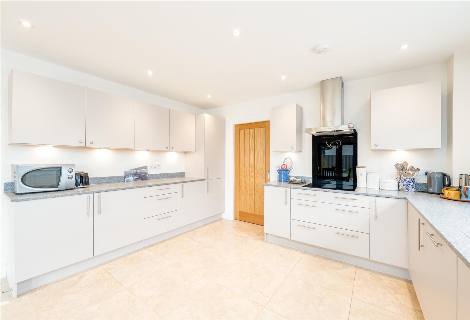 1_everly_way_swinton-10