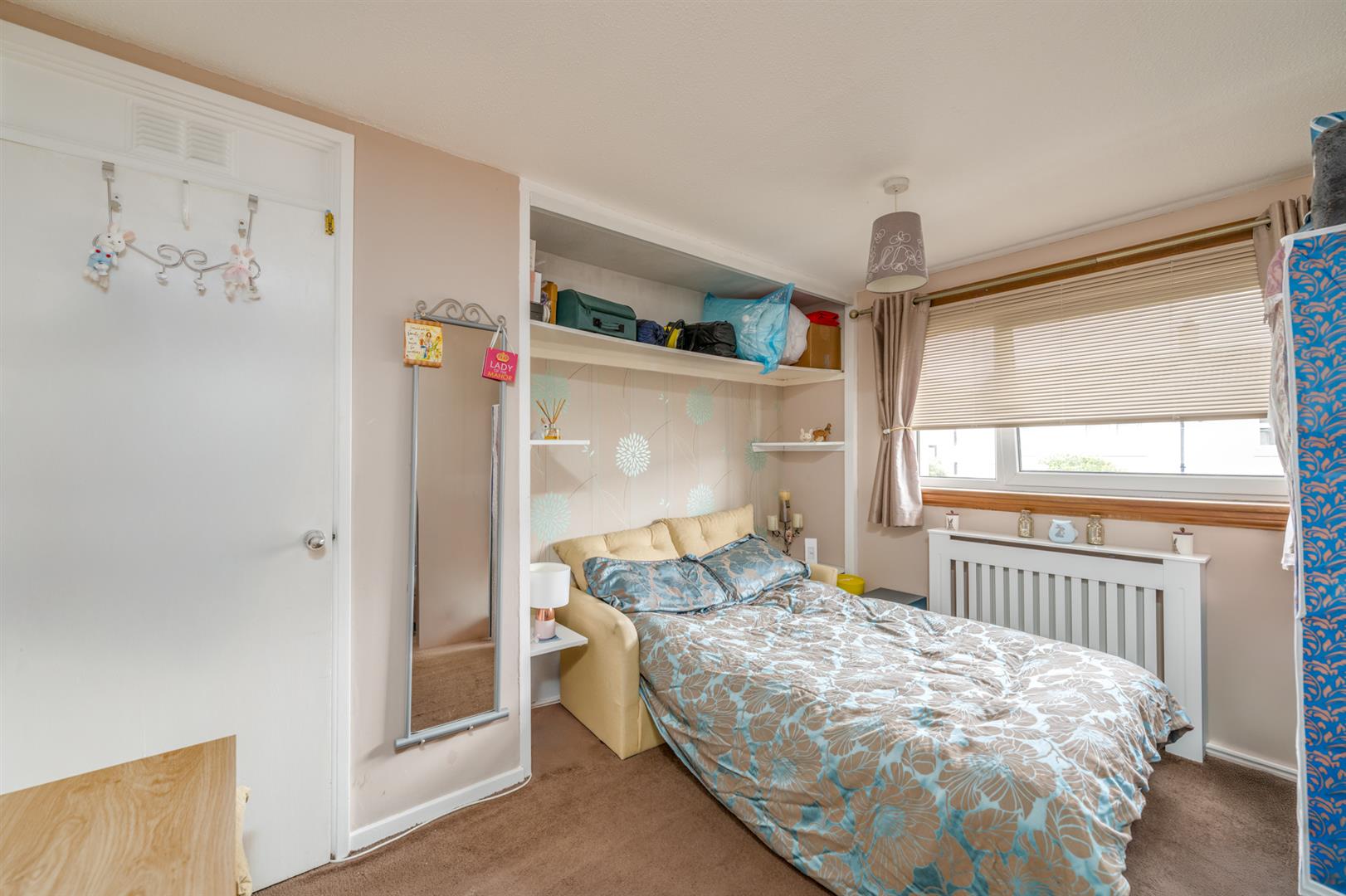 22_moredun_park_way-09