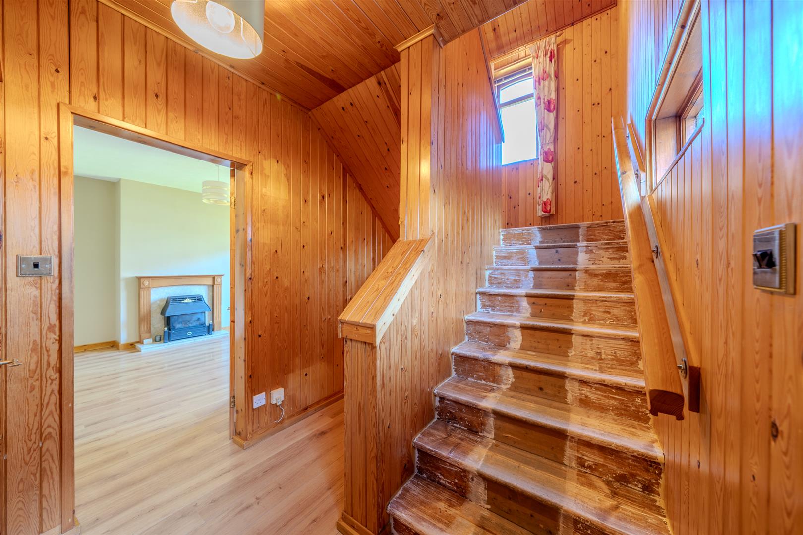 28 Gunsgreen Crescent_Eyemouth-17