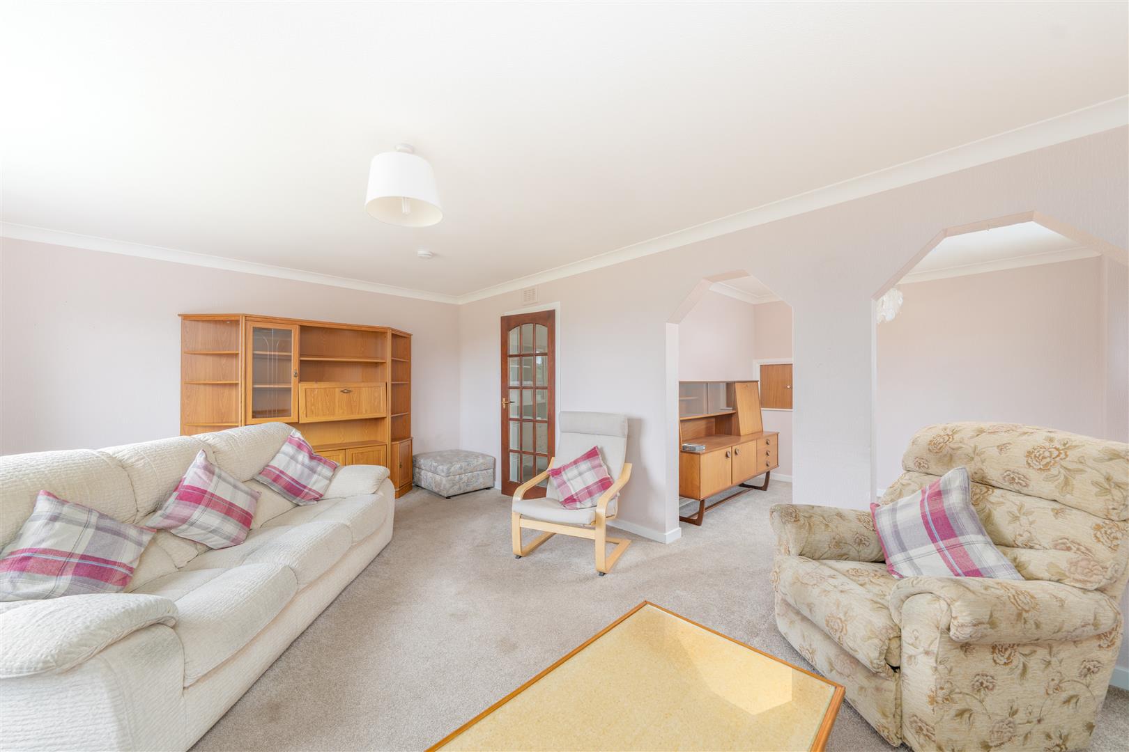 6_barefoots_avenue-04