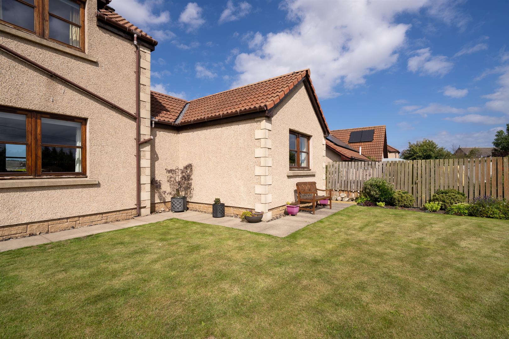 signal_house_reston_externals-06