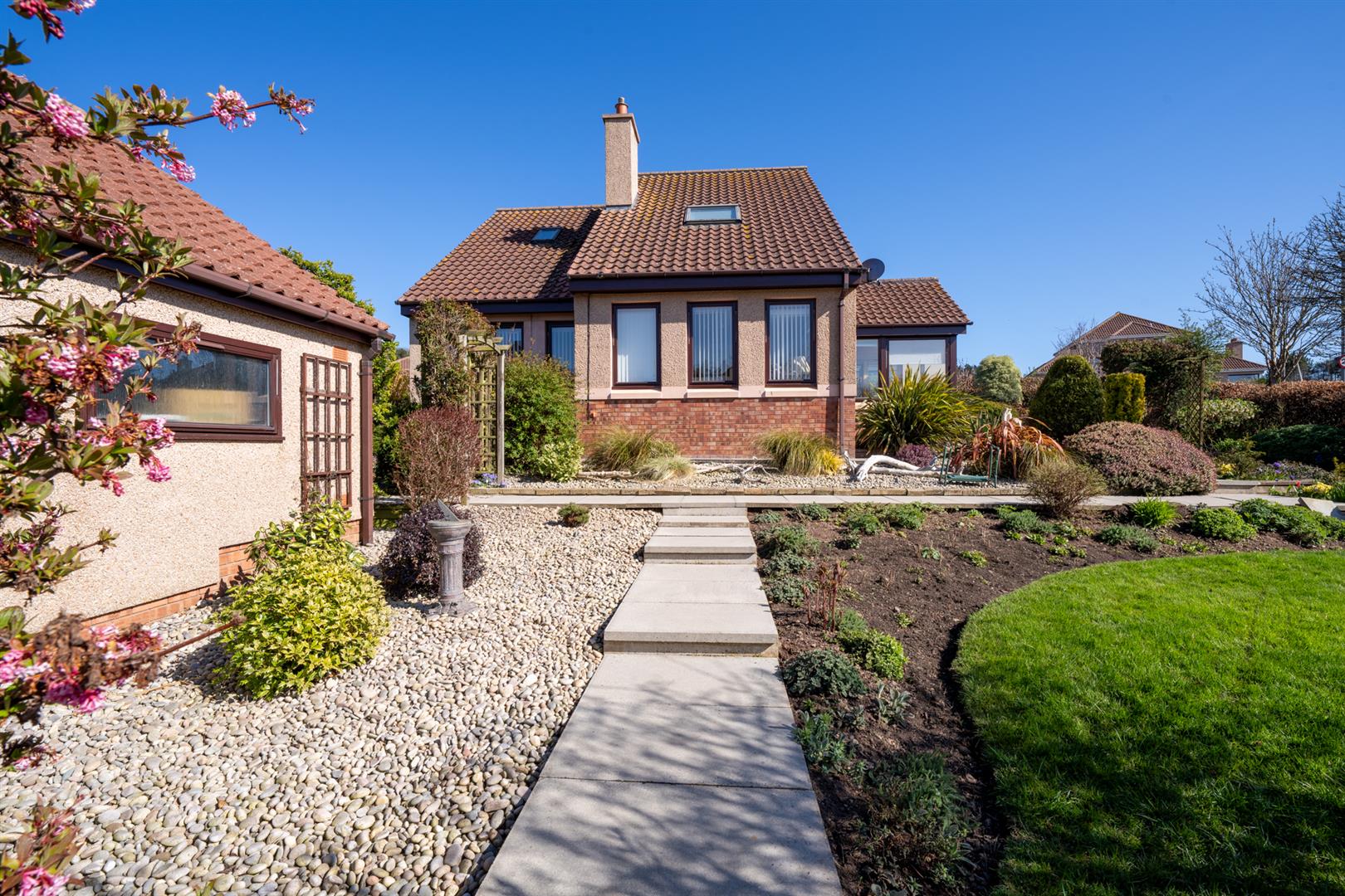 10 Gunsgreen Park-01