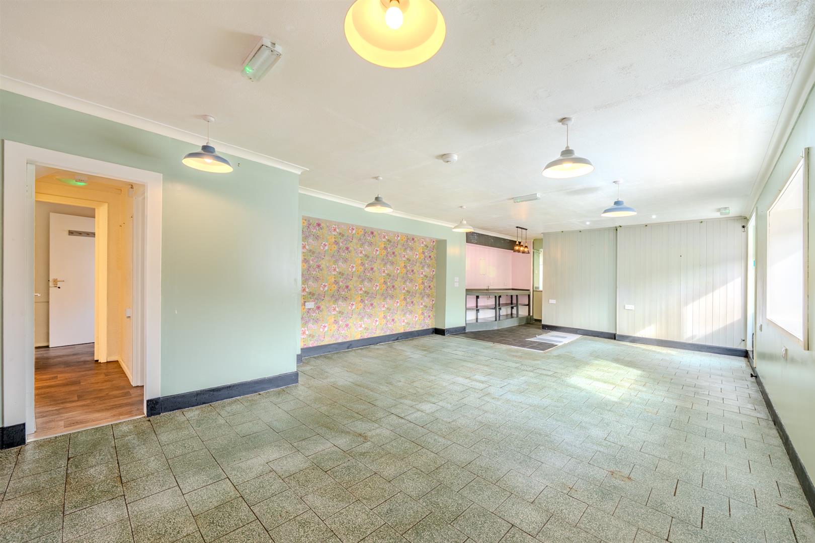 Cafe Premises_Harbour Road_Eyemouth-05