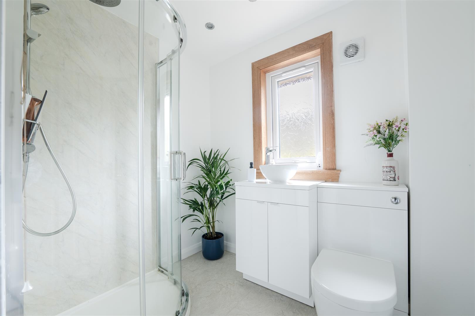 52_queens_road_eyemouth-12