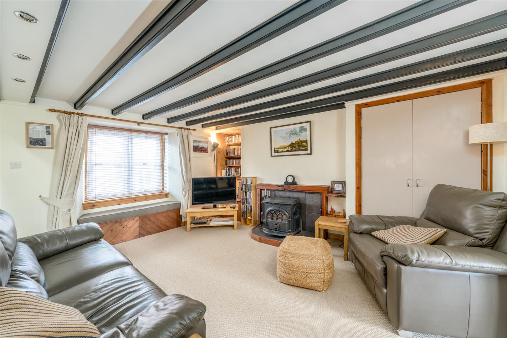 20_east_high_street_greenlaw-5