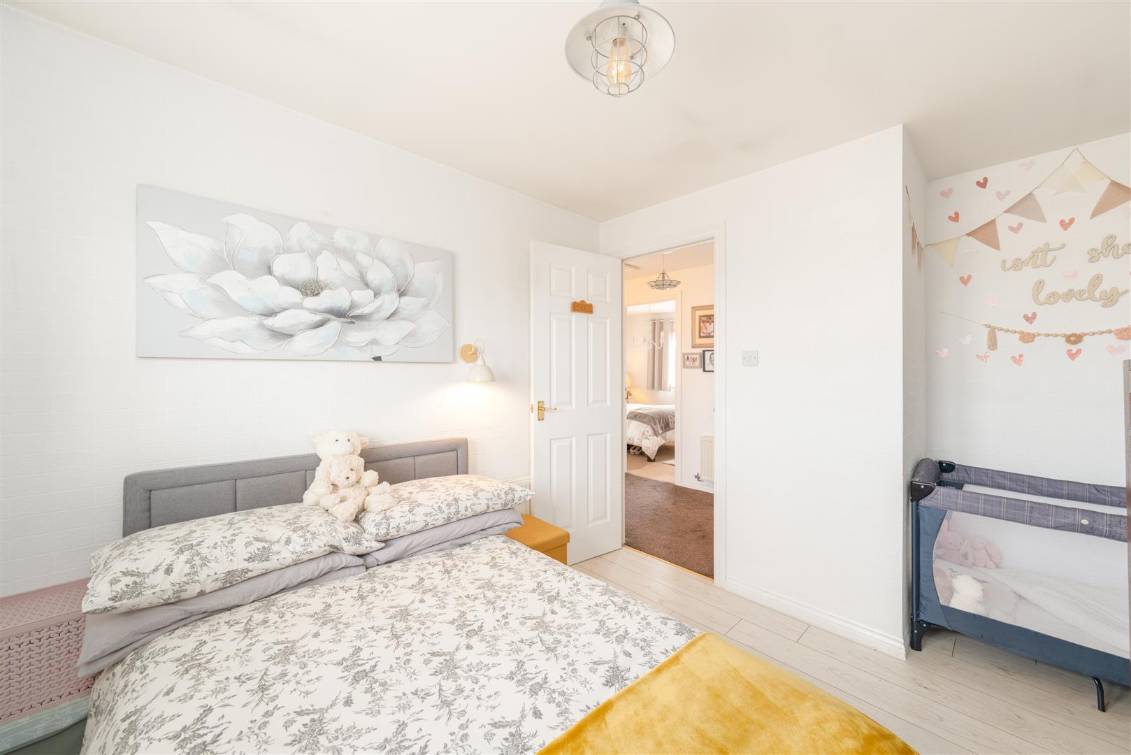 83_hallydown_crescent-16