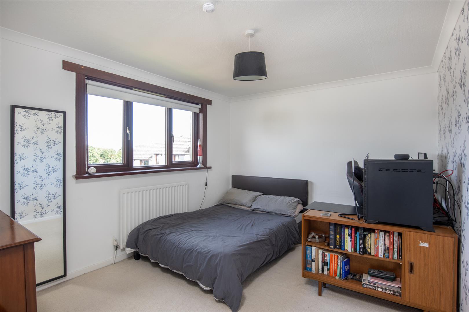 36_Gunsgreen_Crescent-12