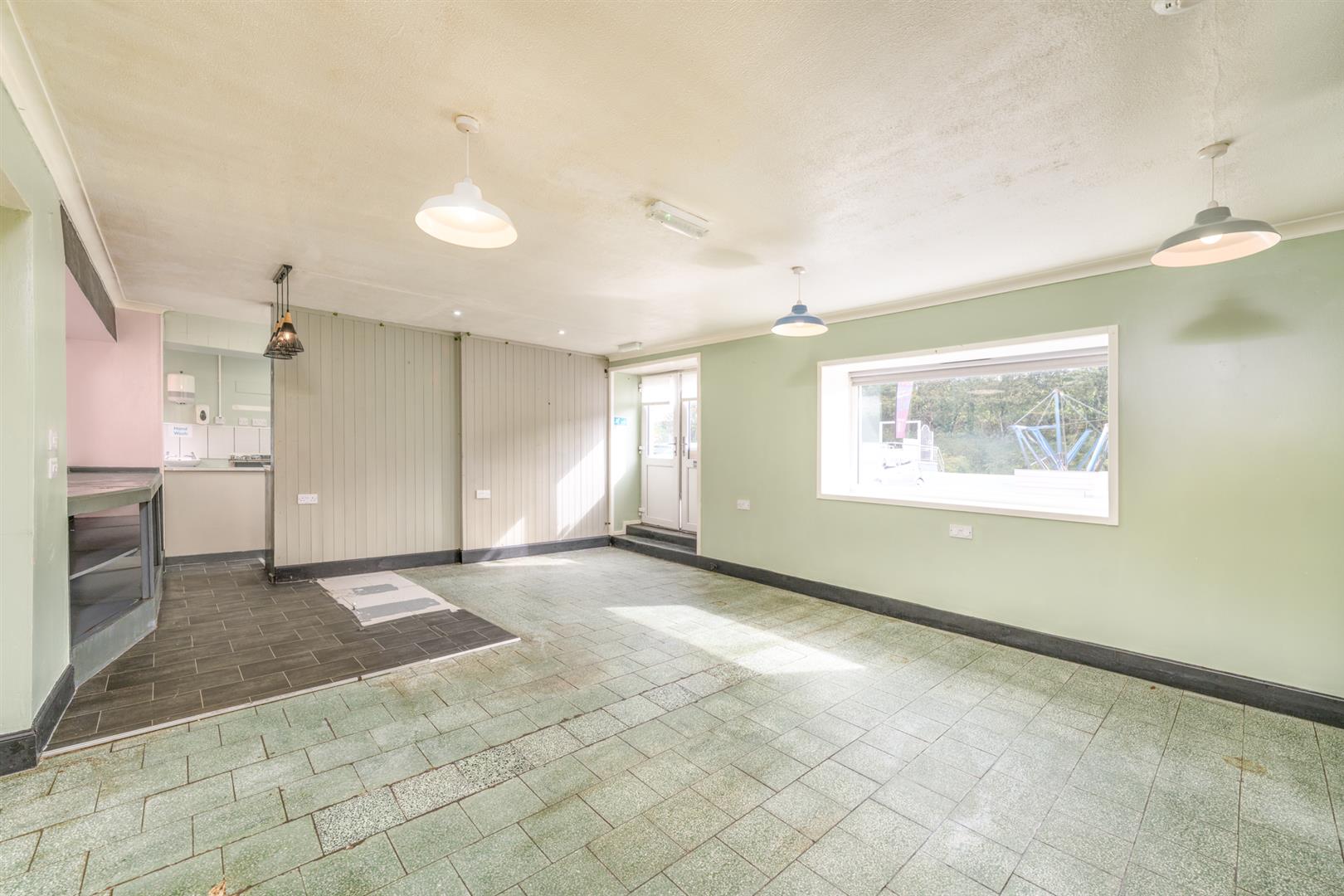 Cafe Premises_Harbour Road_Eyemouth-06