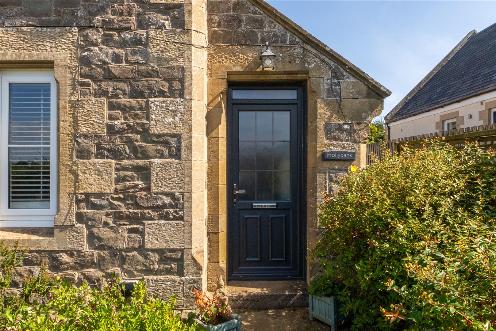 hollybank-03