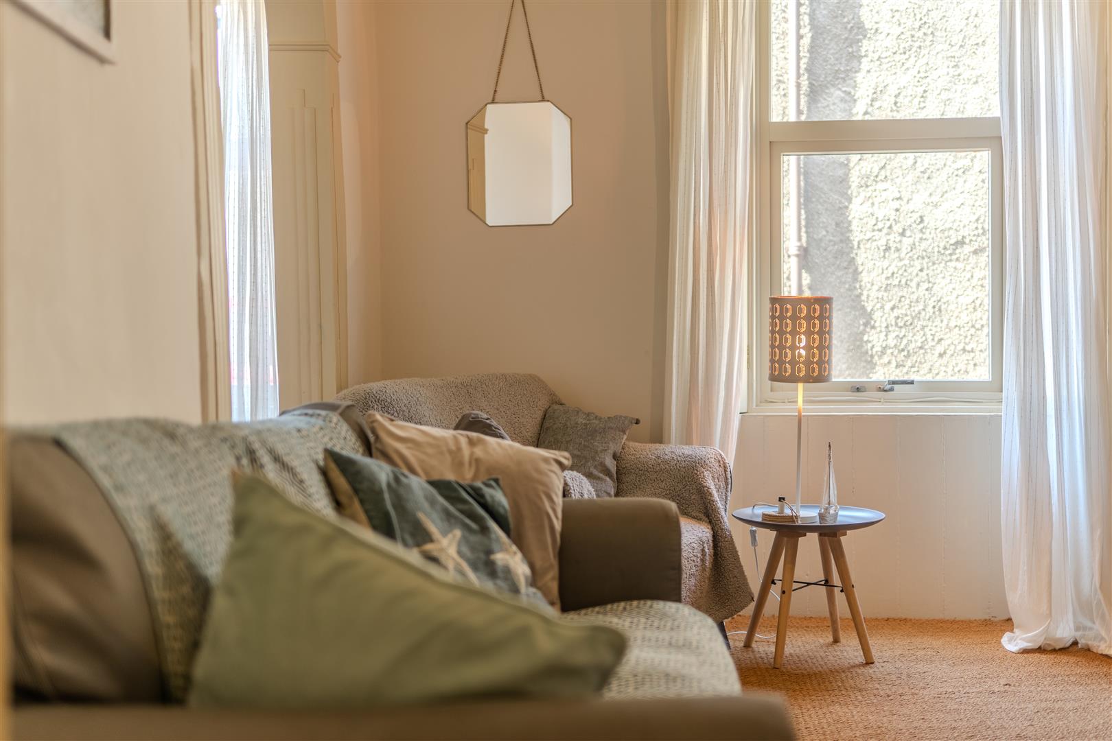 2_ST_ELLAS_WYND_LIFESTYLE-22