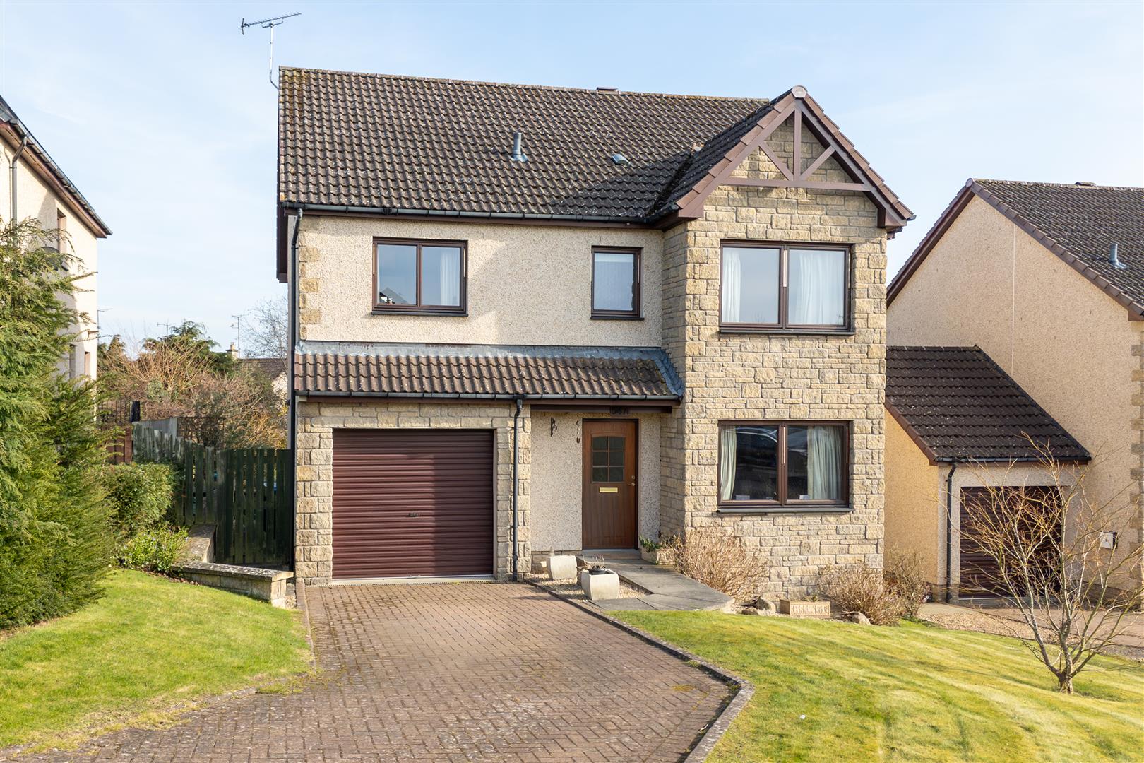 54a_bennecourt_drive-01