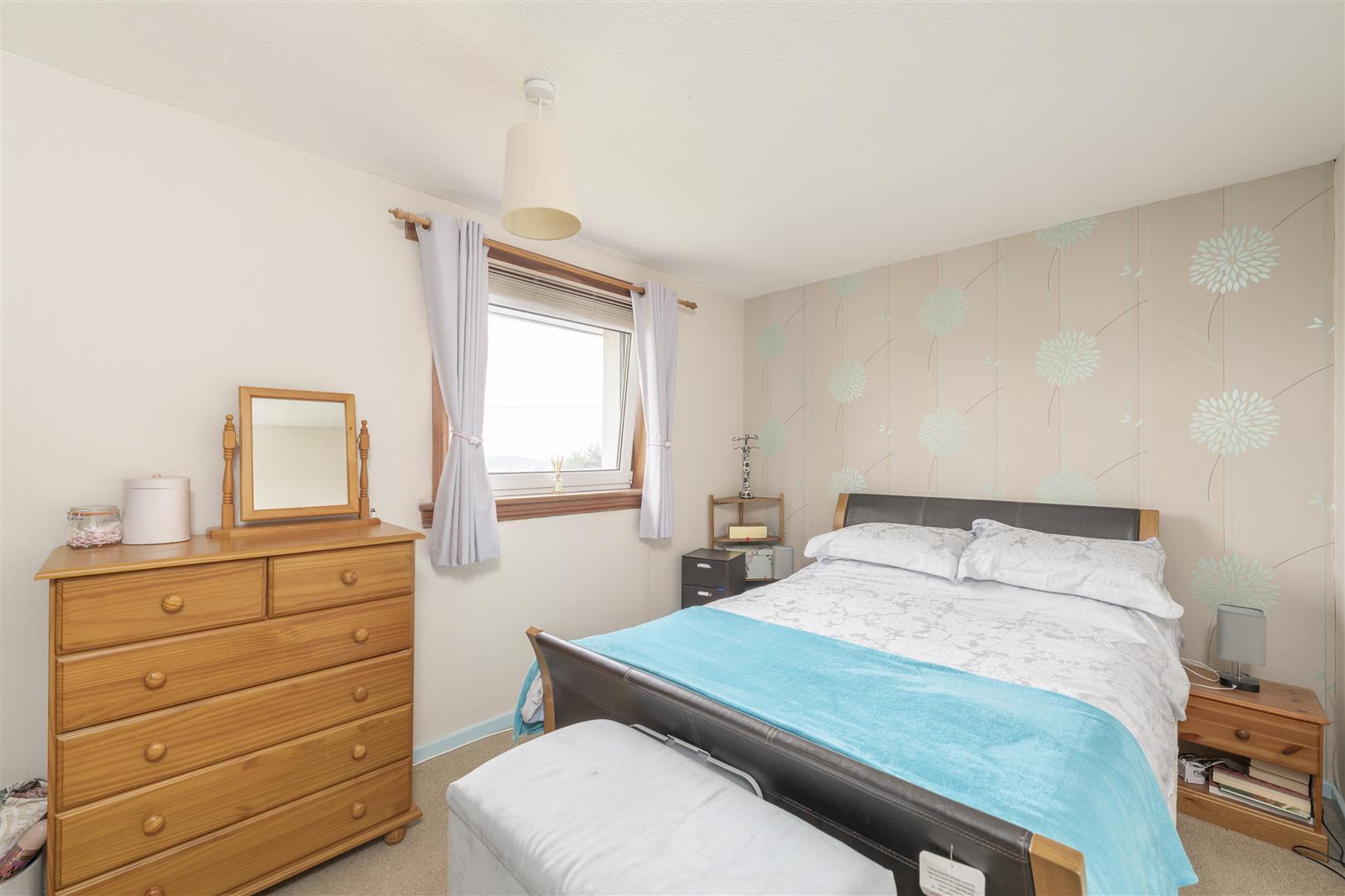 22_moredun_park_way-08